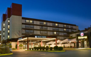 Гостиница Hotel Ruby Foo's  Монреаль